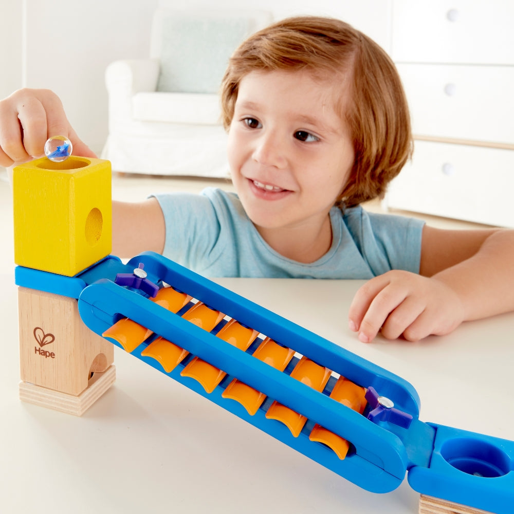 PATIO DE RECREO SONICO