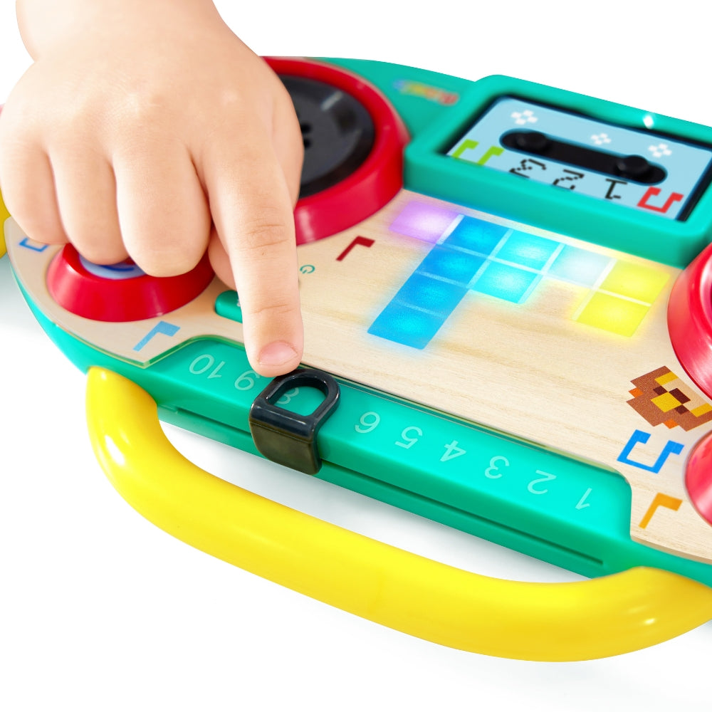 Boombox Pixel Interactivo