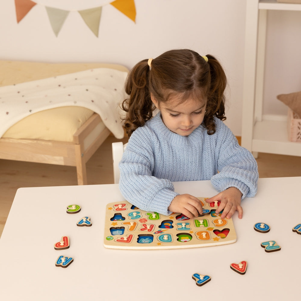 ROMPECABEZAS DEL ALFABETO CON PINZA