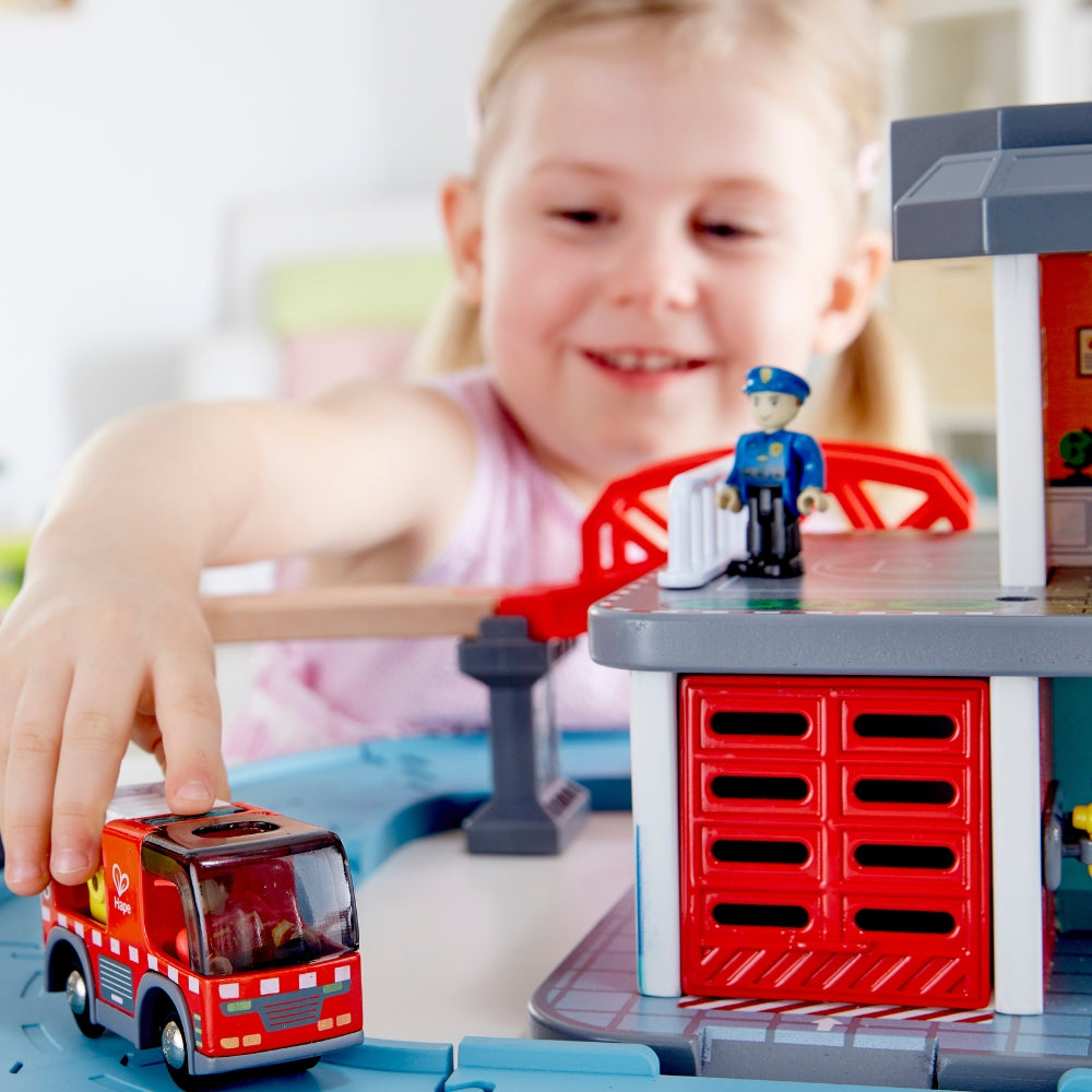 CAMIÓN DE BOMBEROS CON SIRENA DE LUZ Y SONIDO