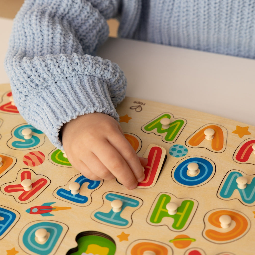 PUZLE DEL ALFABETO CON PINZA