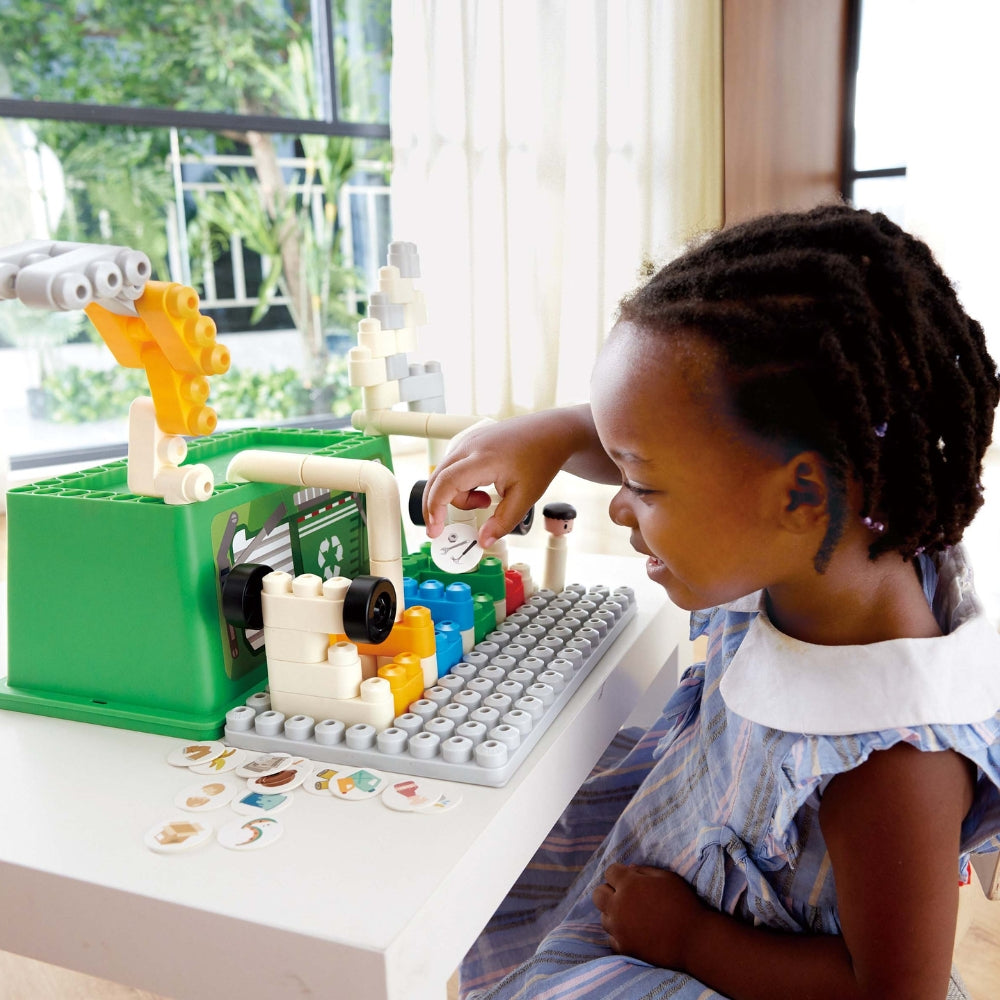 CAMIÓN CLASIFICADOR DE BASURA POLY M